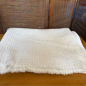 Antique Quilted Table Silence Cloth
